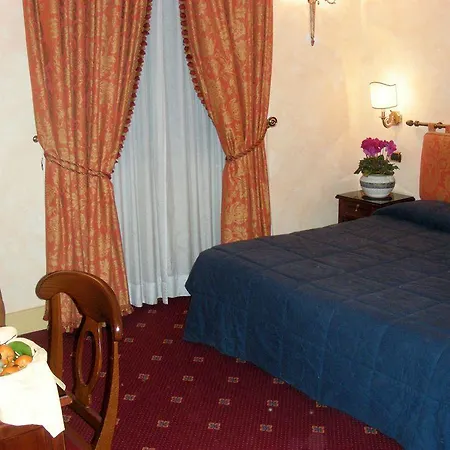 Lh Grand Hermitage 酒店 4*