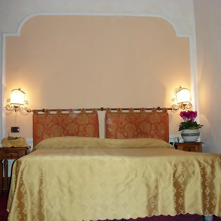 Ξενοδοχείο Lh Grand Hermitage