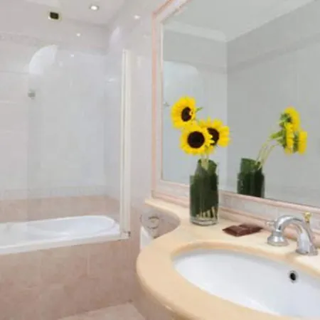 Lh Grand Hermitage רומא