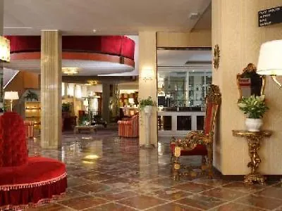 Ξενοδοχείο Lh Grand Hermitage 4*