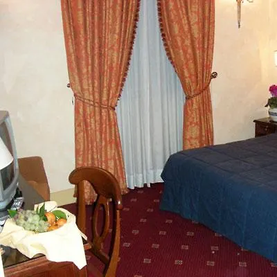 Ξενοδοχείο Lh Grand Hermitage