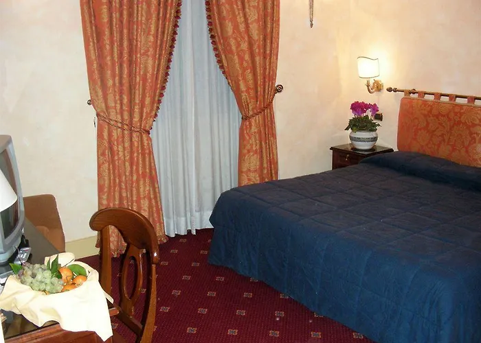 Lh Grand Hermitage Hotel 4*