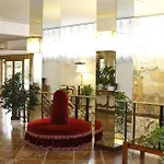Lh Grand Hermitage