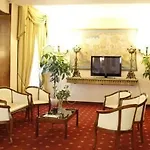 Lh Grand Hermitage 酒店