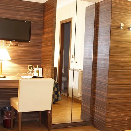 Hotell Lh Grand Hermitage Rom